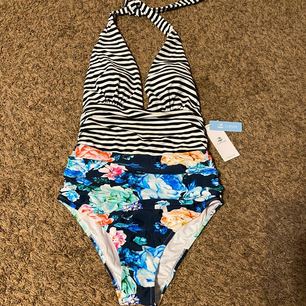Cupshe one piece swimsuit
